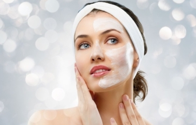 Bí quyết chăm sóc da sau sinh đơn giản dành cho mẹ